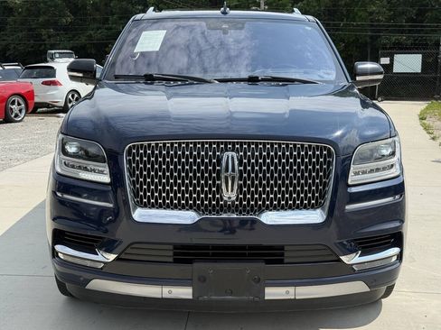 Used 2018 Lincoln Navigator Reserve w/ Technology Package AWD/4WD image 2