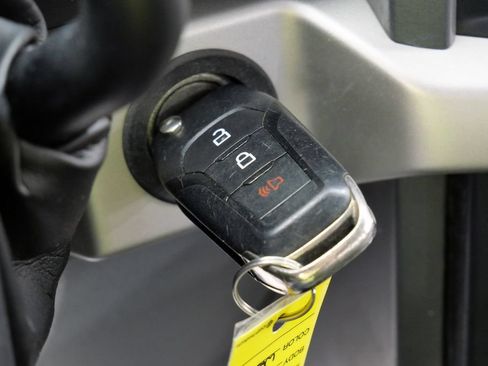 Used 2021 Ford F150 XLT AWD/4WD image 25