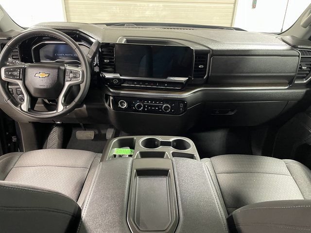 Used 2024 Chevrolet Silverado 1500 LT AWD/4WD image 13