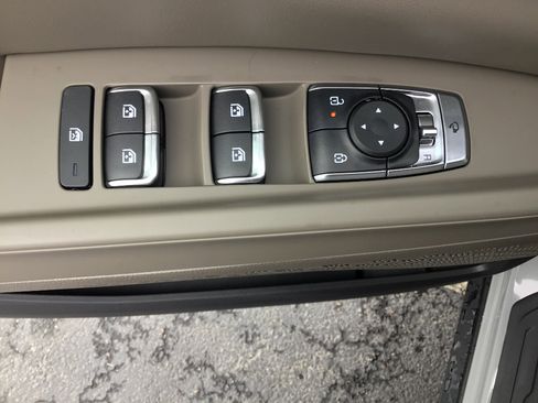 New 2026 Kia Carnival EX image 8