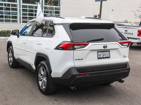 Used 2023 Toyota RAV4 LE AWD/4WD image 7