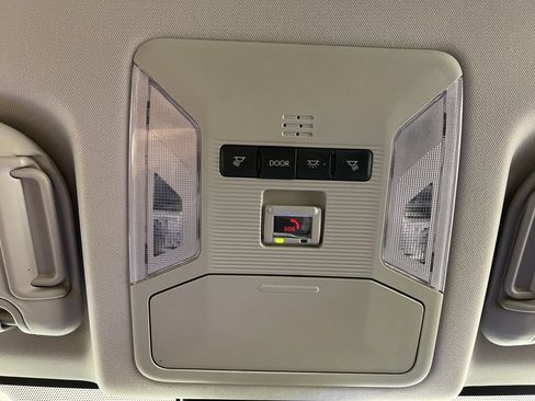 Certified 2024 Toyota RAV4 XLE FWD image 29