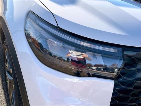 New 2026 Ford Explorer ST w/ Sun And Sound Package image 13