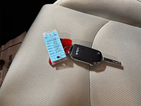 Certified 2023 Kia Forte LXS image 32