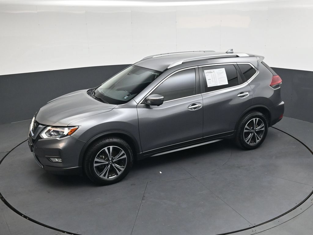 Used 2019 Nissan Rogue SV w/ Premium Package FWD image 30