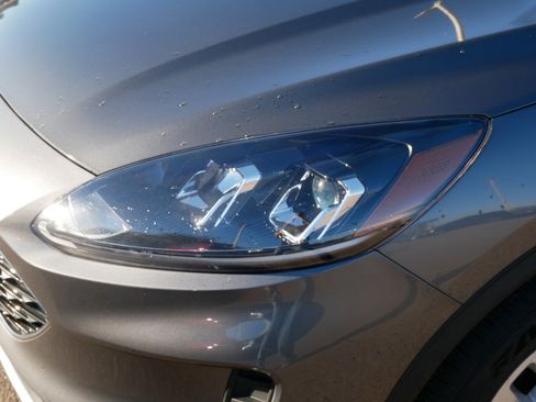 Certified 2022 Ford Escape SE w/ Convenience Package AWD/4WD image 16