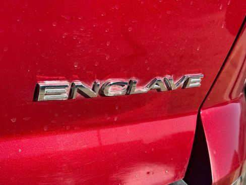 Used 2013 Buick Enclave Premium image 7