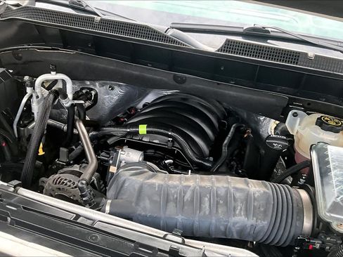 Used 2020 Chevrolet Silverado 1500 High Country AWD/4WD image 31