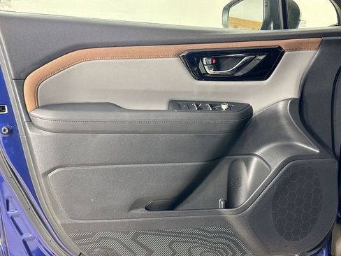 Certified 2025 Subaru Forester Sport image 9