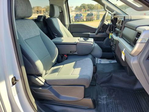 Used 2024 Ford F350 XLT w/ FX4 Off-Road Package image 23
