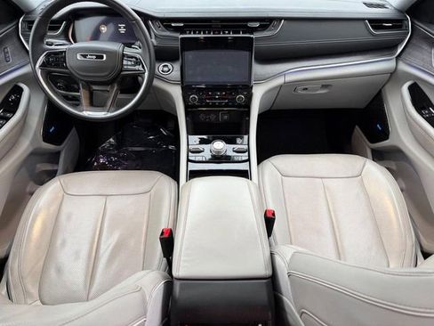 Used 2022 Jeep Grand Cherokee L Overland image 16