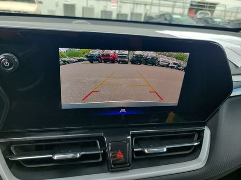 Certified 2025 Chevrolet TrailBlazer LT AWD/4WD image 30