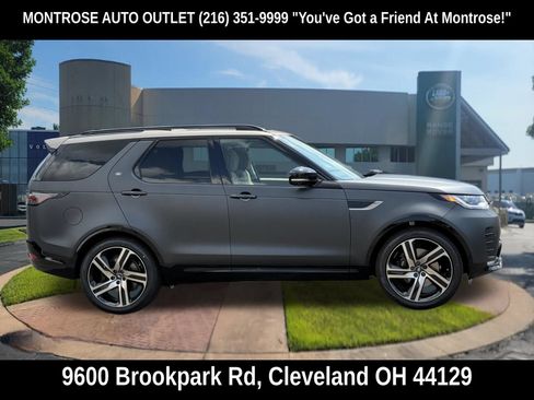 New 2026 Land Rover Discovery Limited Edition AWD/4WD image 7
