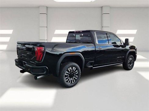 New 2026 GMC Sierra 2500 Denali Ultimate w/ Max Trailering Package image 5