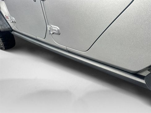 Certified 2020 Jeep Gladiator Rubicon image 18