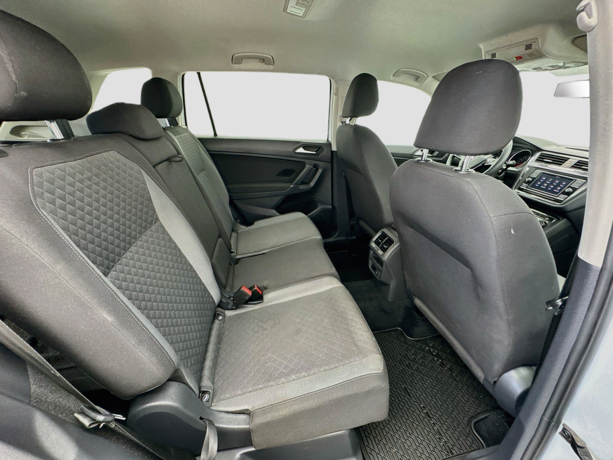 Used 2020 Volkswagen Tiguan S FWD image 18