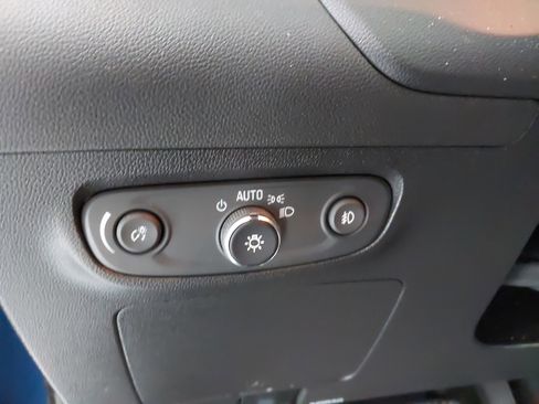 Used 2023 Buick Encore GX Essence w/ Experience Buick Package AWD/4WD image 24