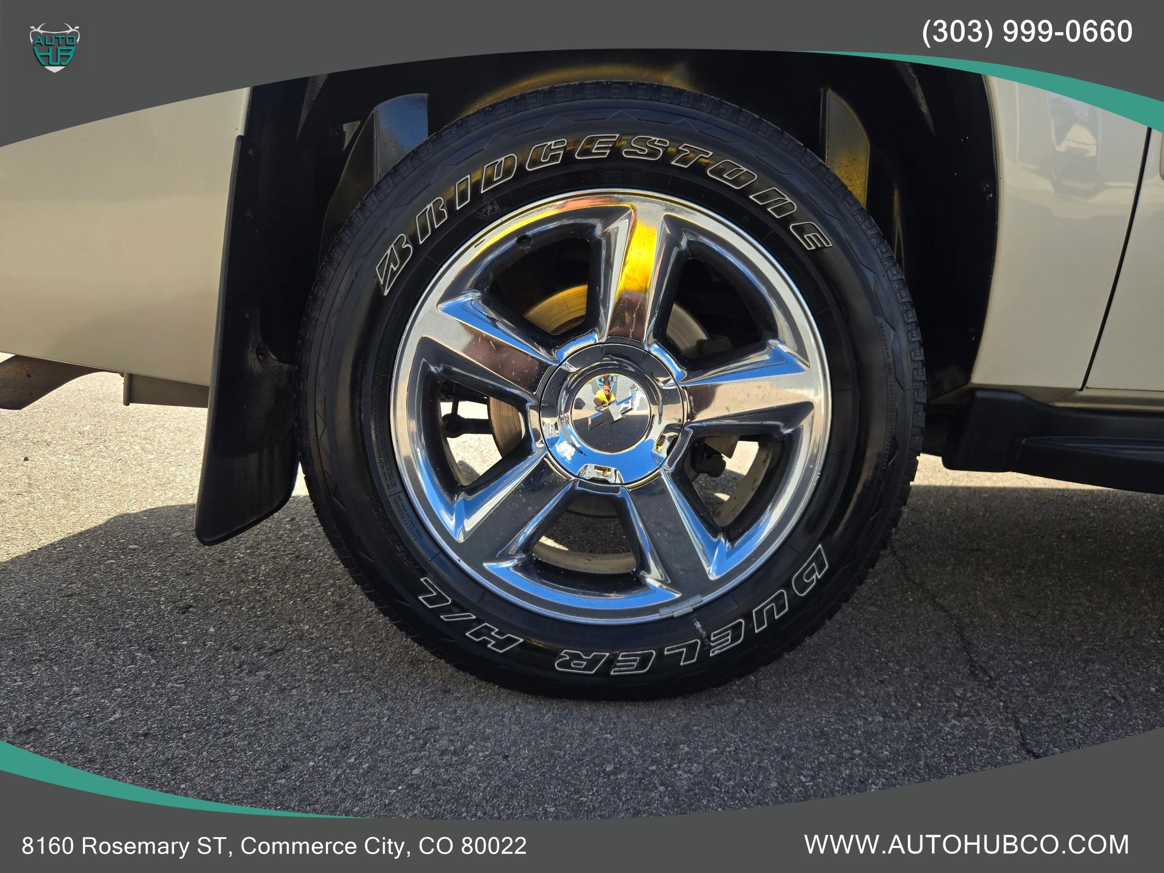Used 2013 Chevrolet Avalanche LTZ AWD/4WD image 29