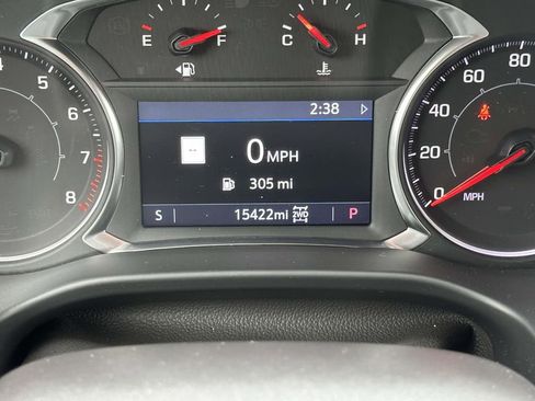 Used 2023 GMC Acadia SLT w/ Preferred Package image 24