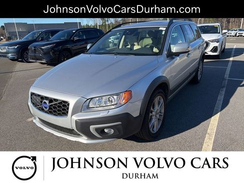 Used 2016 Volvo XC70 T5 Platinum w/ Protection Package image 7