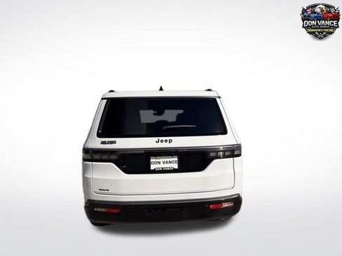 New 2026 Jeep Grand Wagoneer Limited w/ Premium Group II AWD/4WD image 4