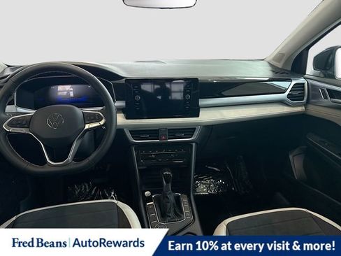 New 2026 Volkswagen Taos SE AWD/4WD image 14
