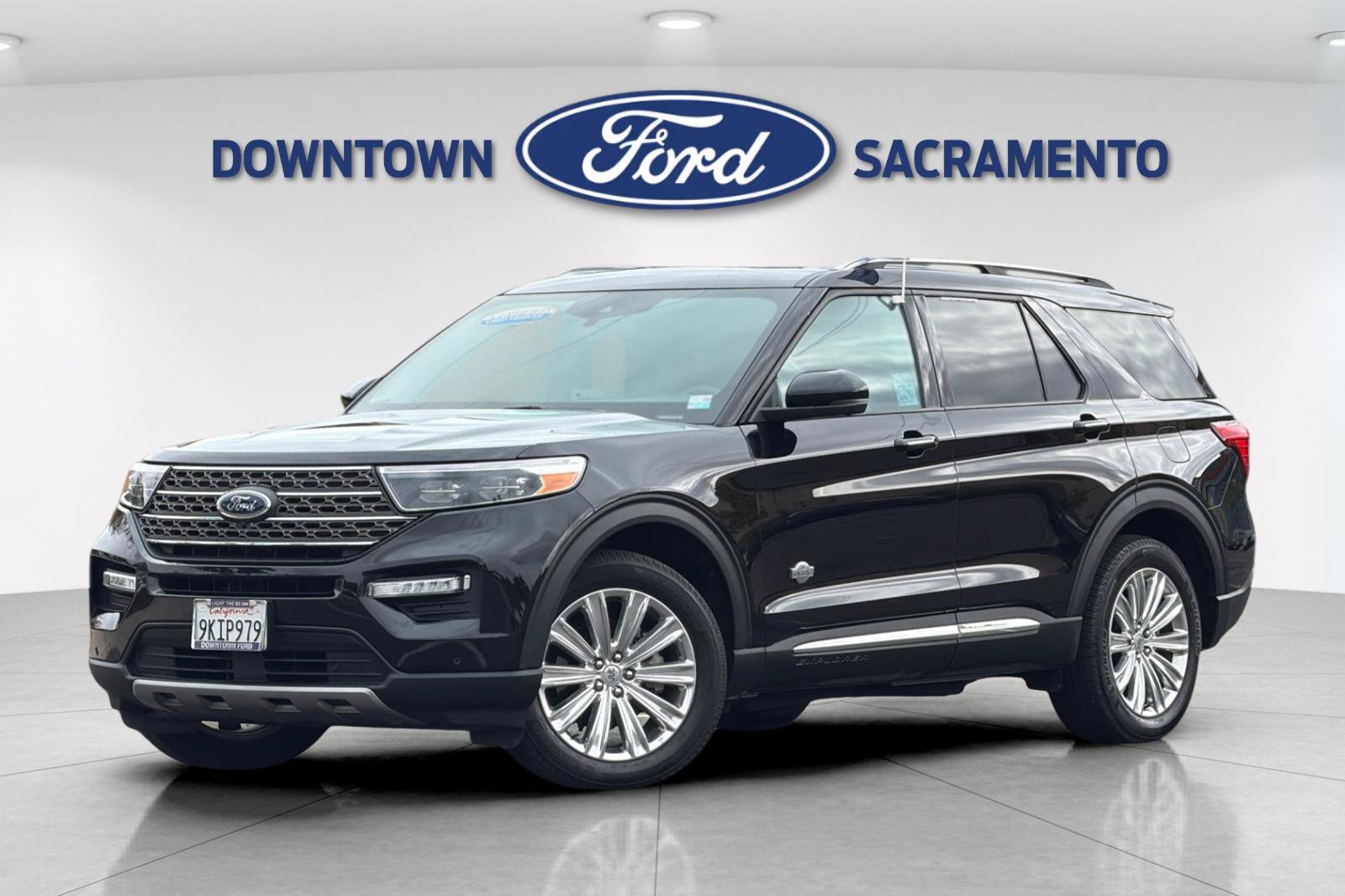 Used 2023 Ford Explorer King Ranch w/ Technology Package AWD/4WD image 2