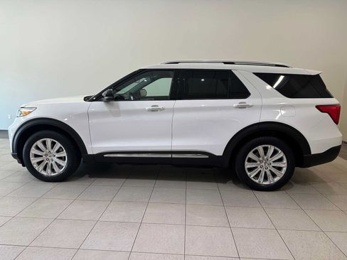 Used 2020 Ford Explorer Limited w/ Class III Trailer Tow Package AWD/4WD image 3