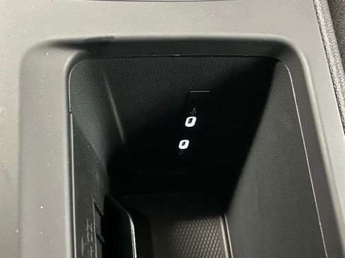 New 2026 Volkswagen Tiguan SE AWD/4WD image 14