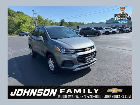 Used 2020 Chevrolet Trax LT AWD/4WD image 1