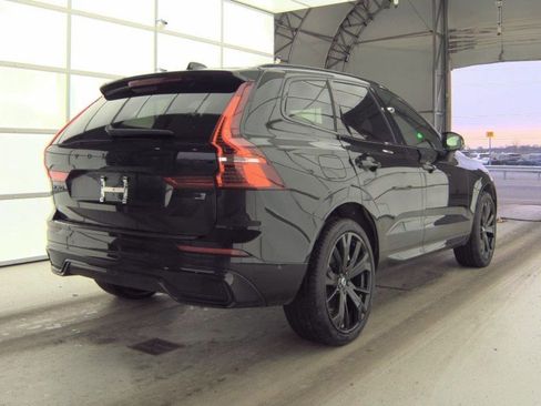 Used 2024 Volvo XC60 T8 Ultimate w/ Protection Package Premier image 2