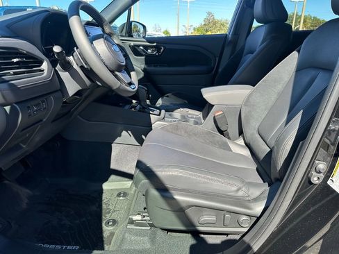 Used 2025 Subaru Forester Touring w/ Popular Package - Touring image 26