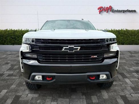 Used 2022 Chevrolet Silverado 1500 LT Trail Boss w/ Bed Protection Package AWD/4WD image 7