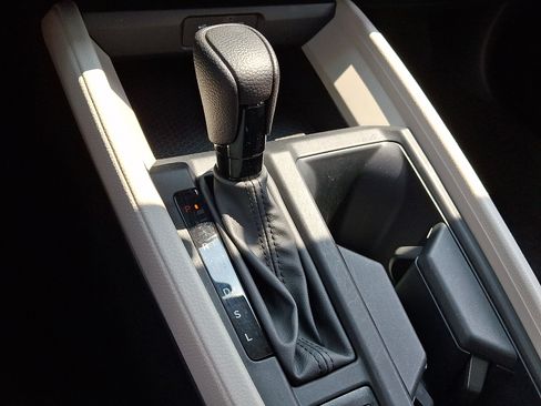 Certified 2023 Honda Accord EX image 12