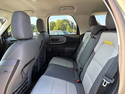 Certified 2025 Ford Bronco Sport Badlands w/ Sasquatch Badlands Package AWD/4WD image 18