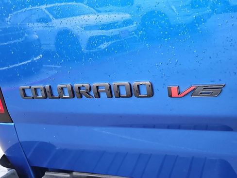 Used 2019 Chevrolet Colorado Z71 image 12