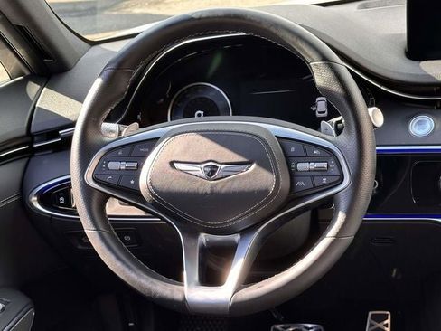 Used 2025 Genesis GV70 3.5T Sport image 22