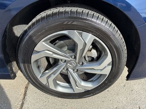 Used 2018 Honda Accord EX-L image 9