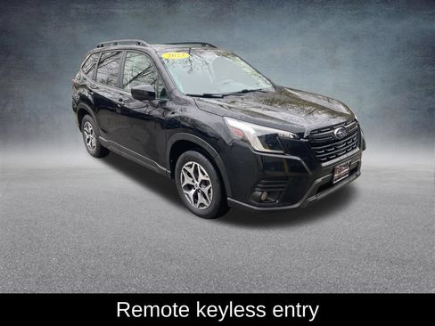 Used 2023 Subaru Forester Premium AWD/4WD image 9