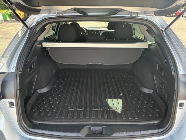 Used 2024 Subaru Outback AWD/4WD image 6