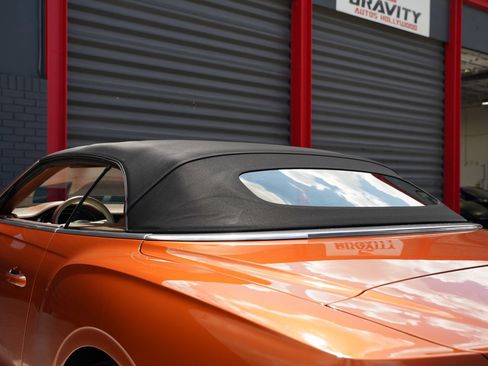 Used 2023 Bentley Continental GT Azure AWD/4WD image 18