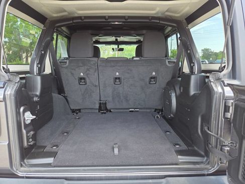 Used 2023 Jeep Wrangler Unlimited Sport AWD/4WD image 20