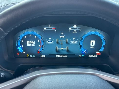 Used 2025 Ford Bronco Outer Banks AWD/4WD image 36