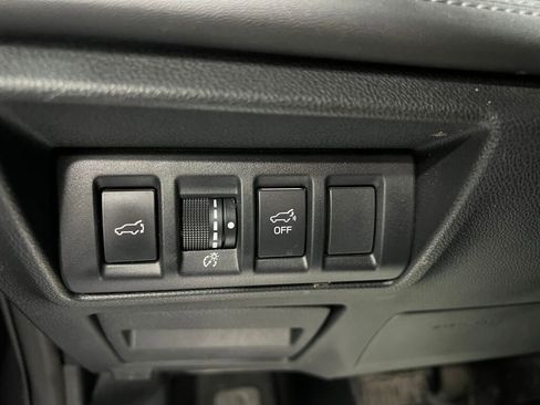 Used 2023 Subaru Outback Limited XT image 17