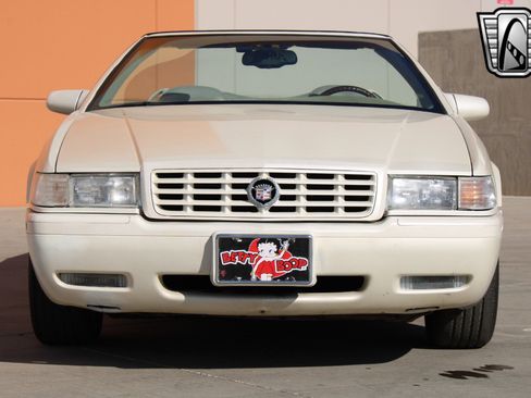 Used 2002 Cadillac Eldorado Touring w/ Preffered Equipment Group image 13