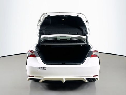 Used 2021 Toyota Camry SE image 34