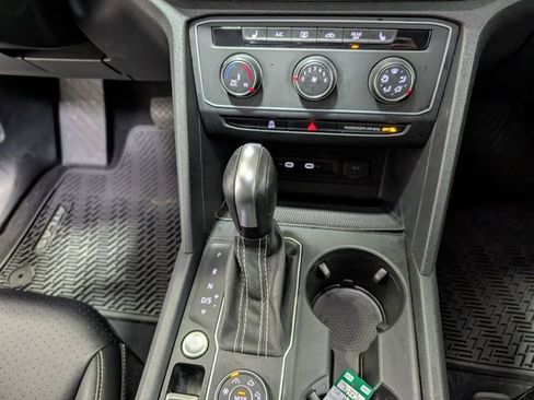 Used 2022 Volkswagen Atlas SE image 23