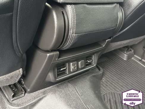 Used 2021 Chevrolet Silverado 1500 RST image 13