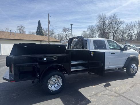 New 2026 RAM 4500 Tradesman AWD/4WD image 7