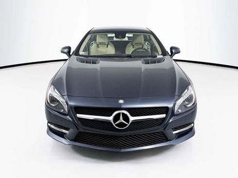 Used 2014 Mercedes-Benz SL 550 image 6